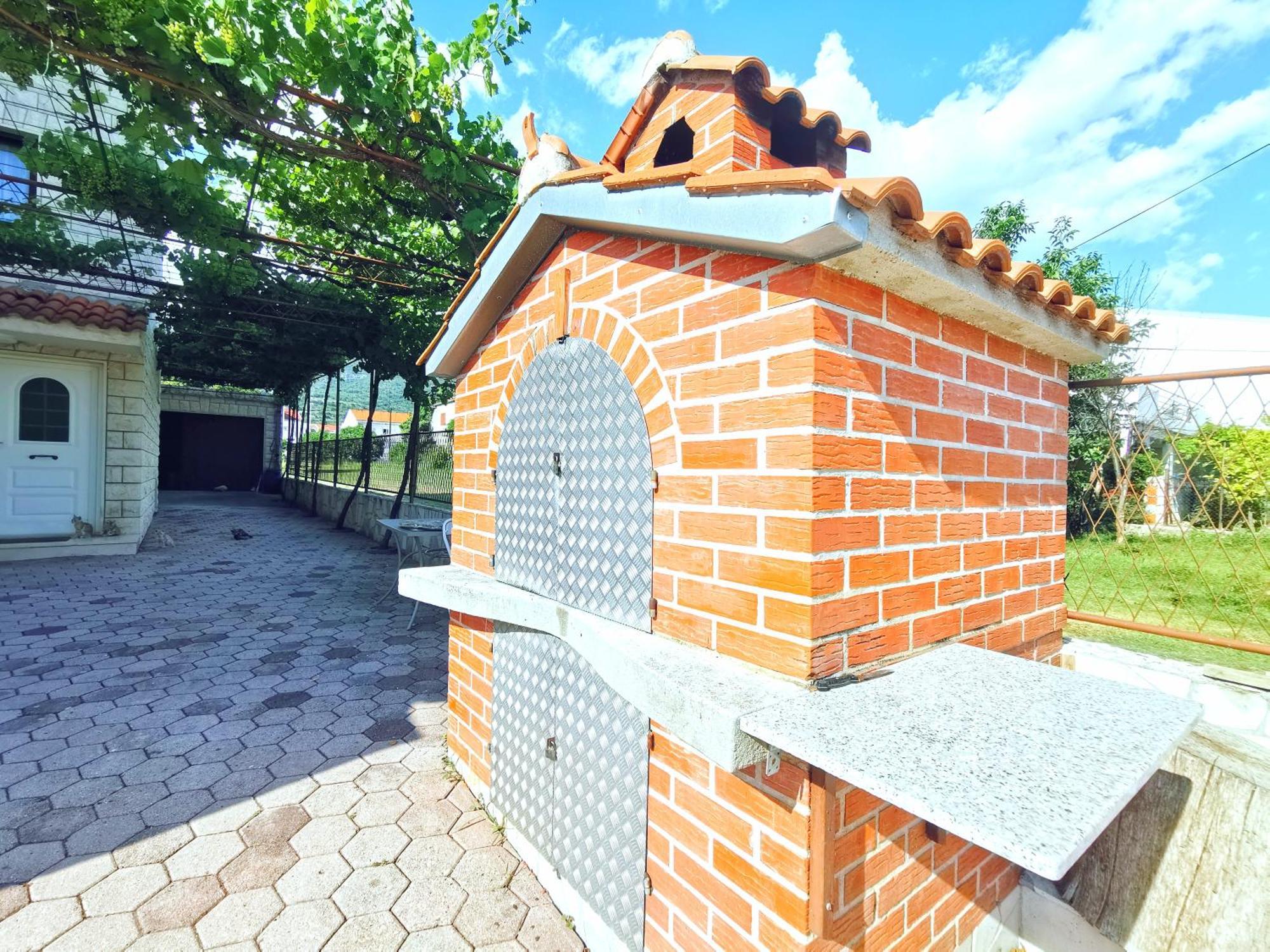 Mira